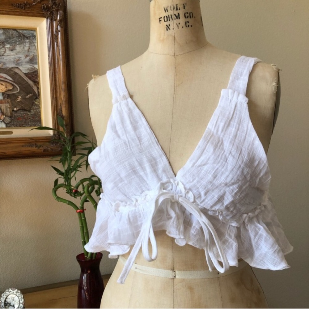 LF house of three top